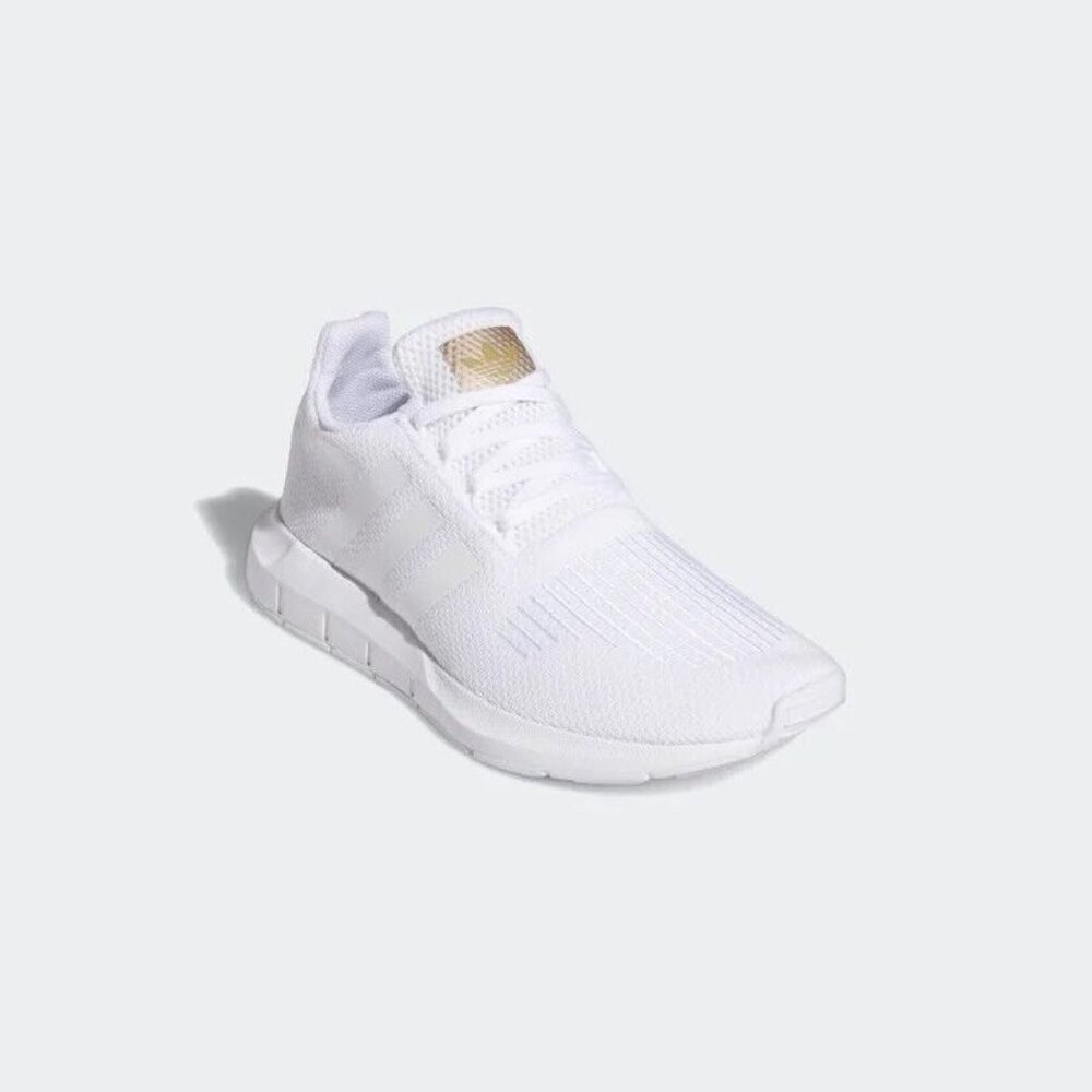 Adidas Women's Swift Run Shoes, White/White/Copper Metallic, 7.5 - BNIB